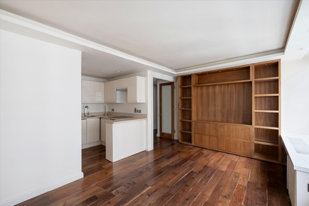 Property photo 1 of 12 Image