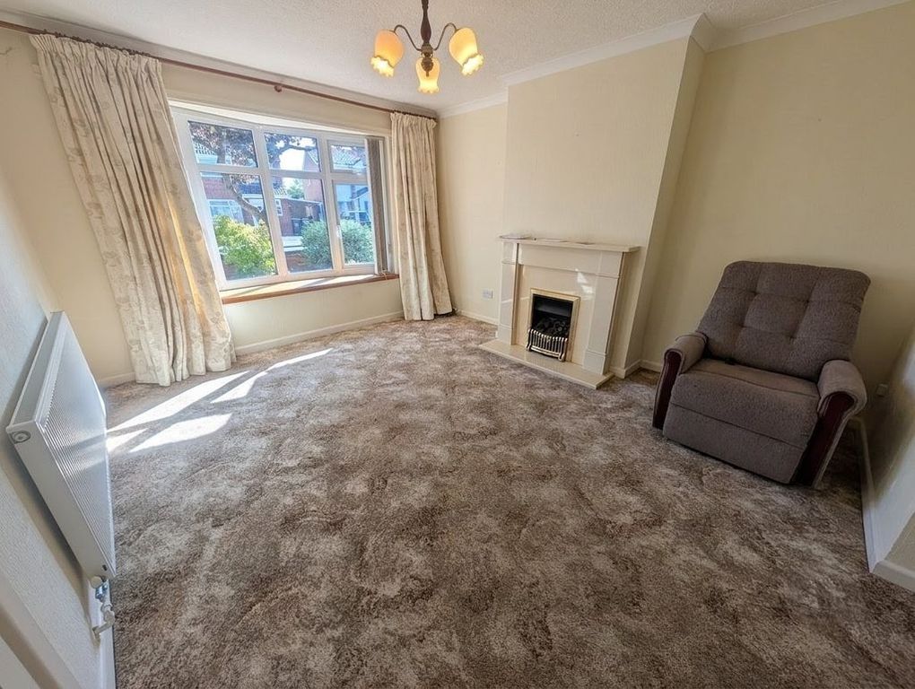 Property photo 3 of 17 Photo 10