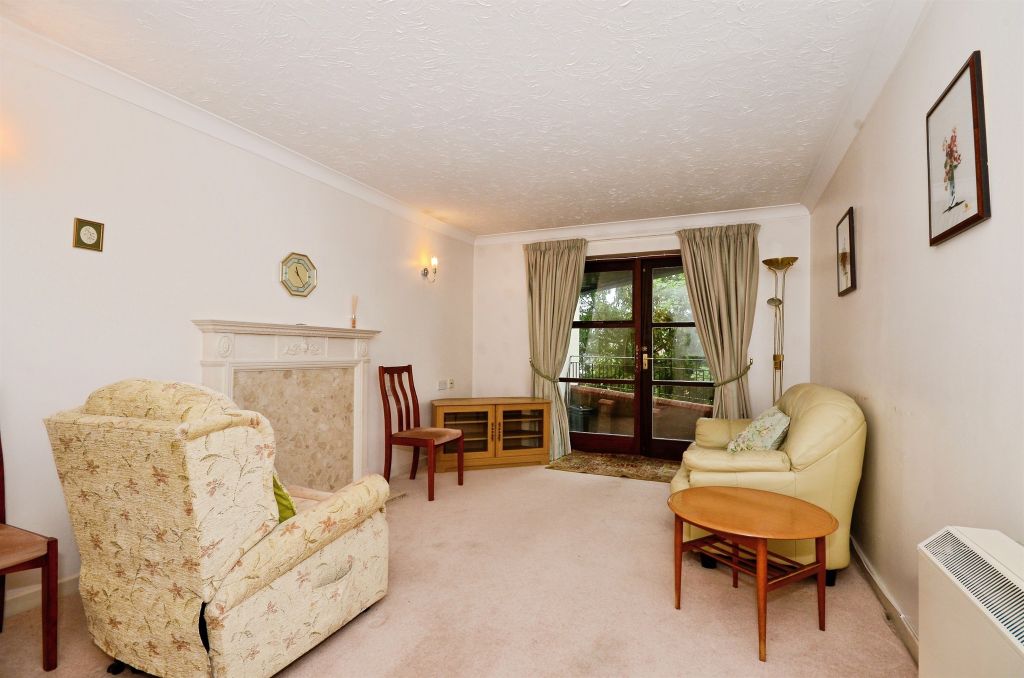 Property photo 2 of 11