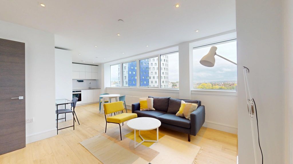 Property photo 1 of 22