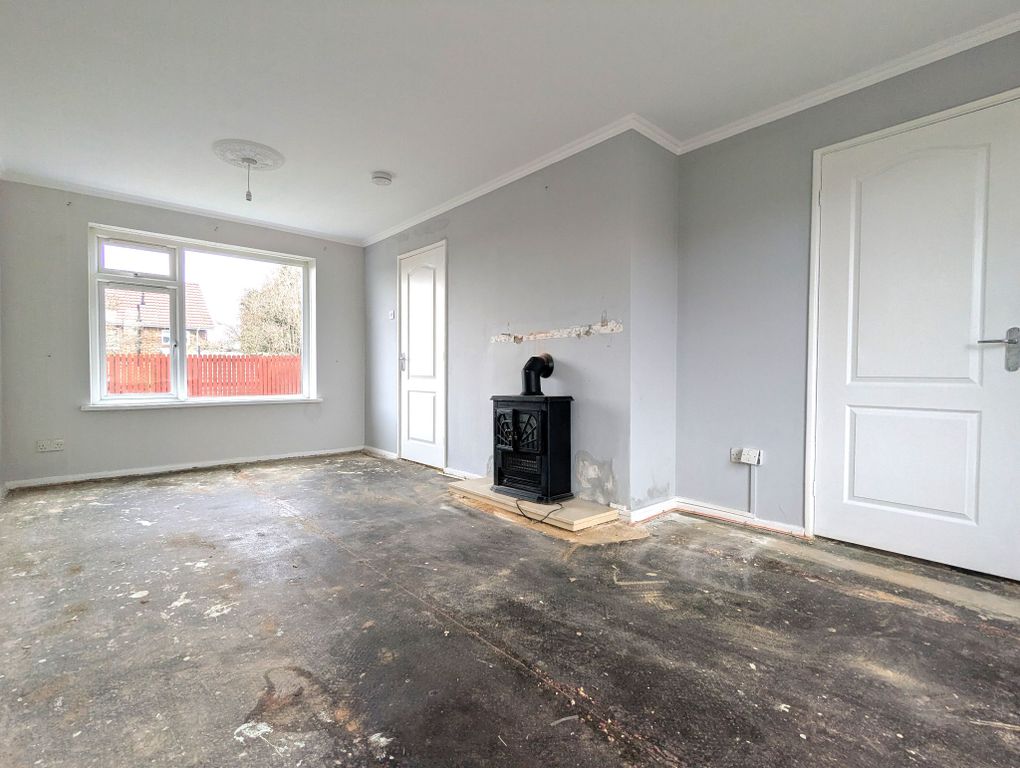 Property photo 3 of 12 Photograph 3