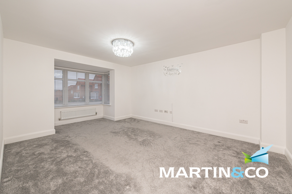 Property photo 3 of 26 Picture13