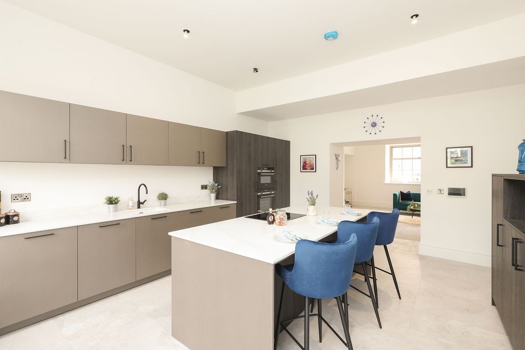 Property photo 2 of 30 Kitchen Dining