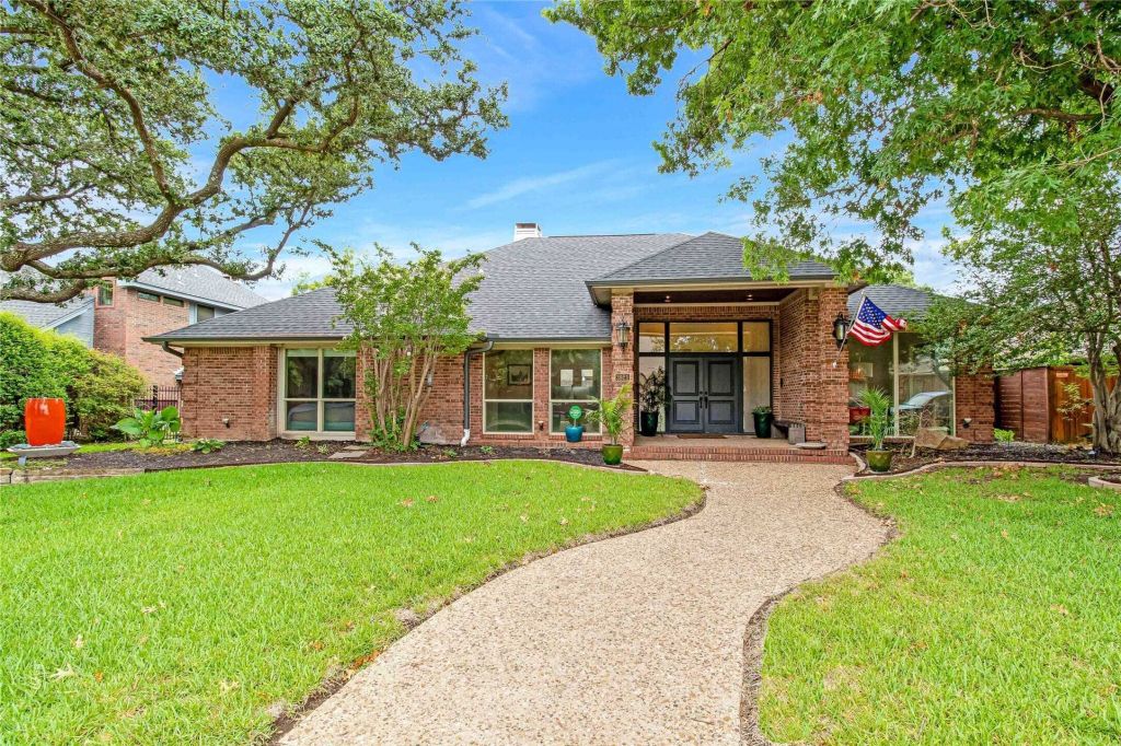 Property photo 1 of 31