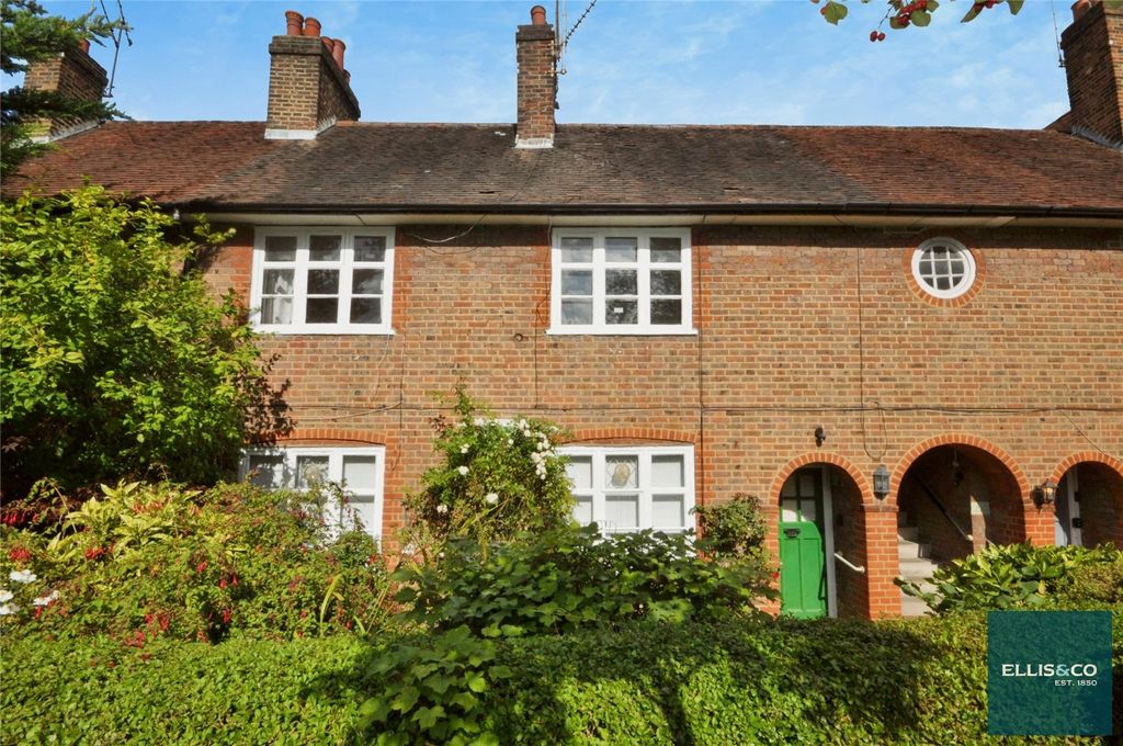 Property photo 1 of 9 Picture No. 05