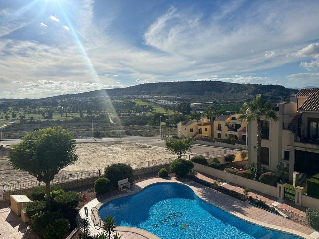 Property photo 3 of 32