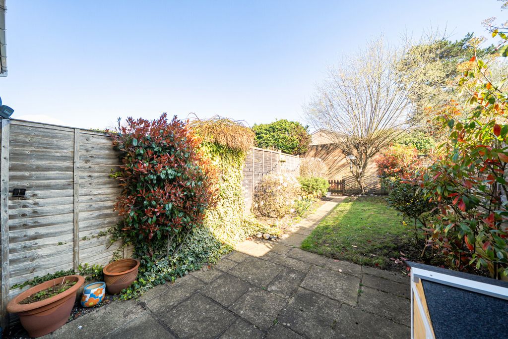 Property photo 2 of 14 1430839-13-69Bc08...