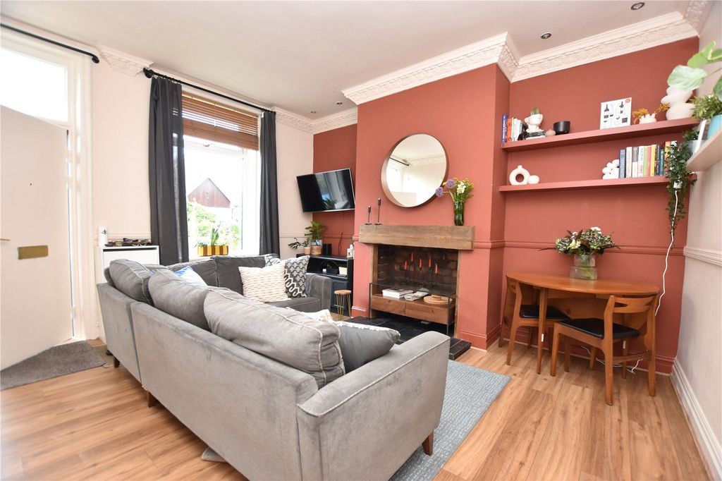 Property photo 2 of 20 Picture No. 39