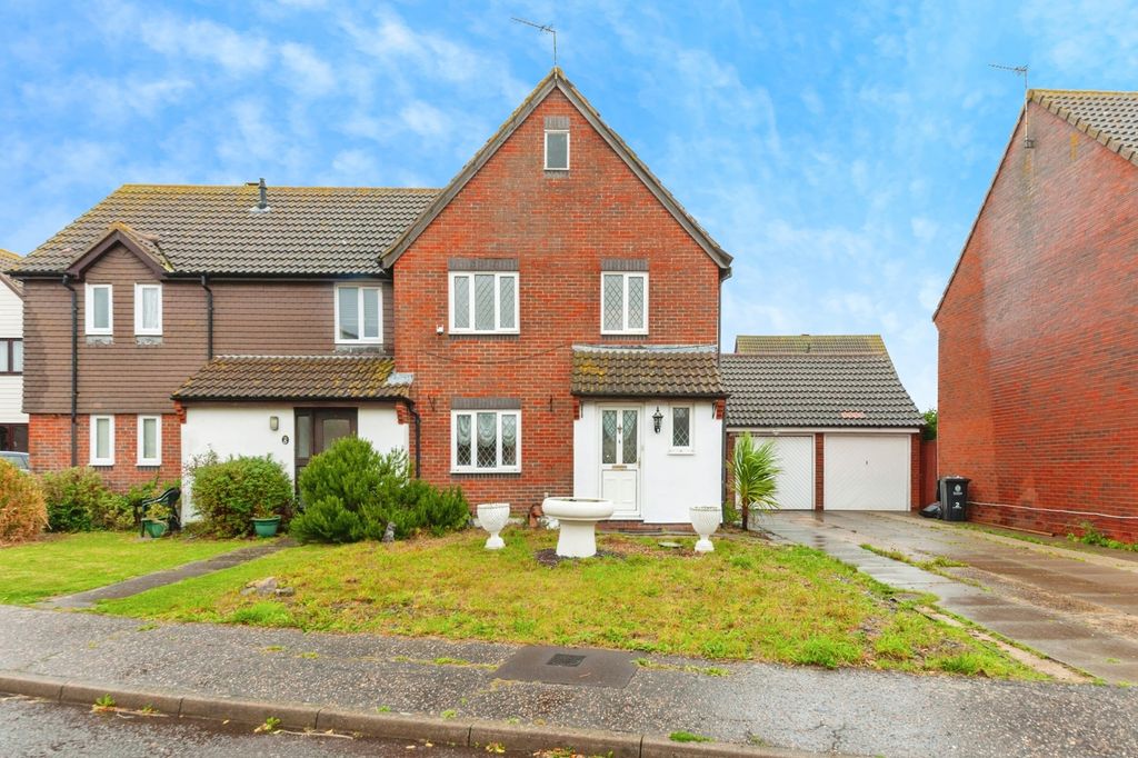 Property photo 1 of 16 Front