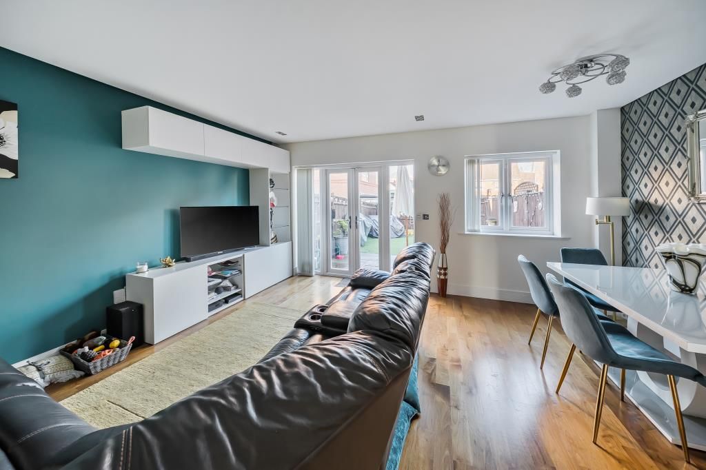 Property photo 3 of 18 Reception Room