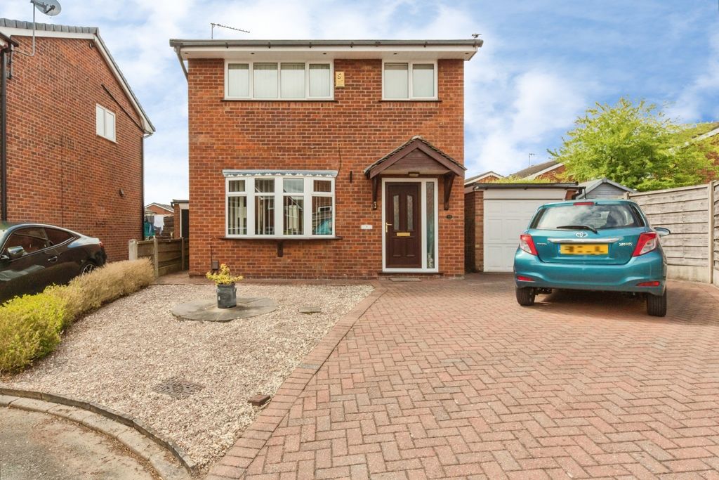Property photo 1 of 17 Pbox-Img.Jpg