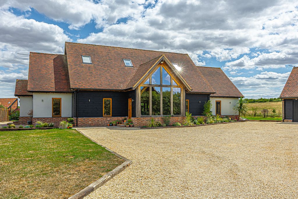 Property photo 1 of 50