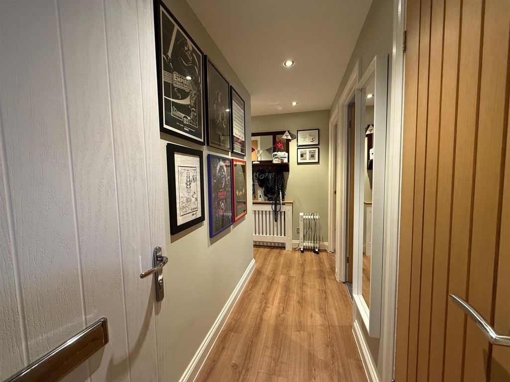 Property photo 2 of 10 2.Jpg