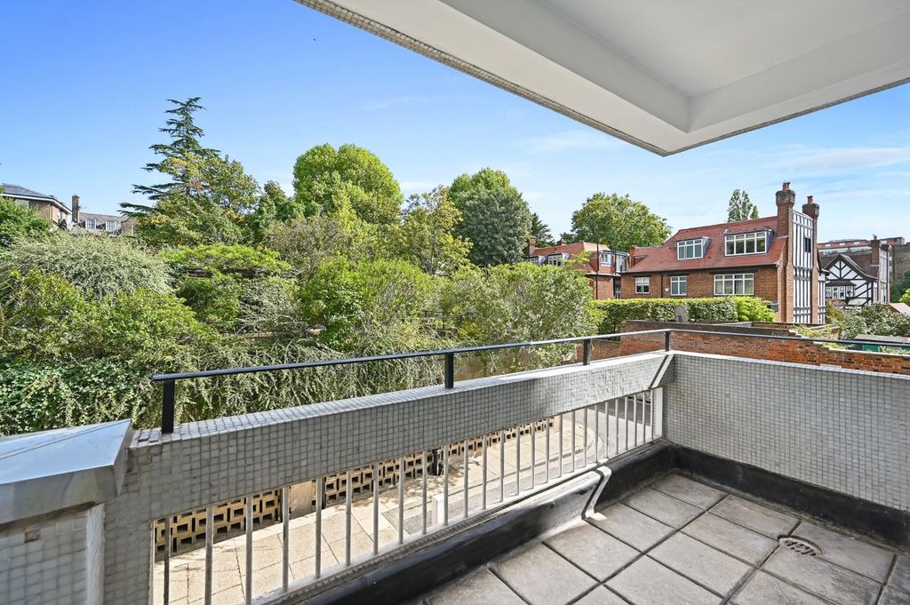 Property photo 3 of 11 Rctec- 7 Marlborough- Balcony 3.Jpg