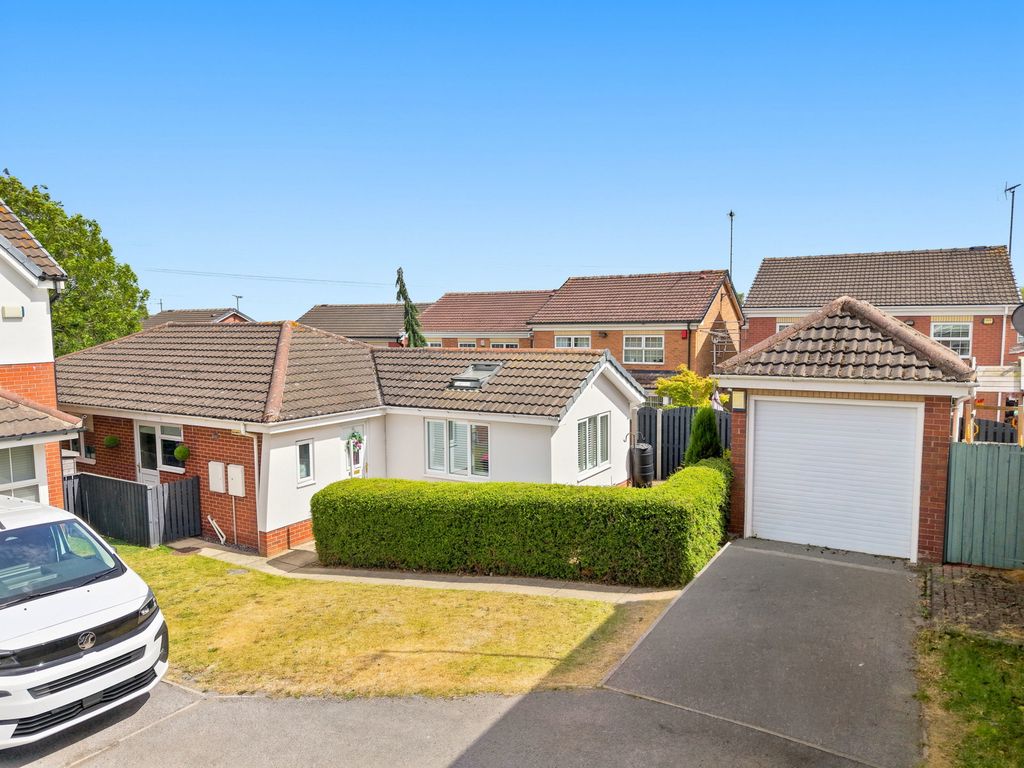 Property photo 1 of 35