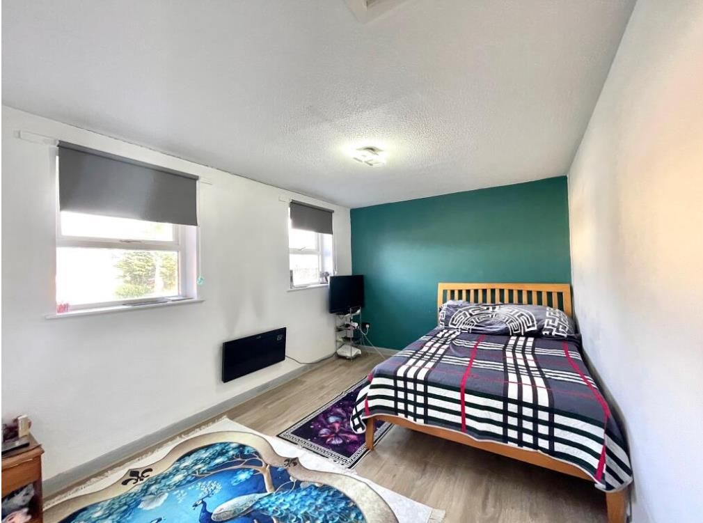 Property photo 3 of 4 Bedroom 1