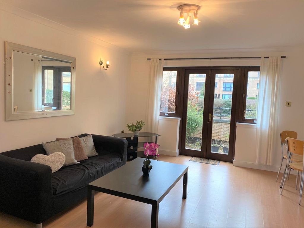 Property photo 3 of 9