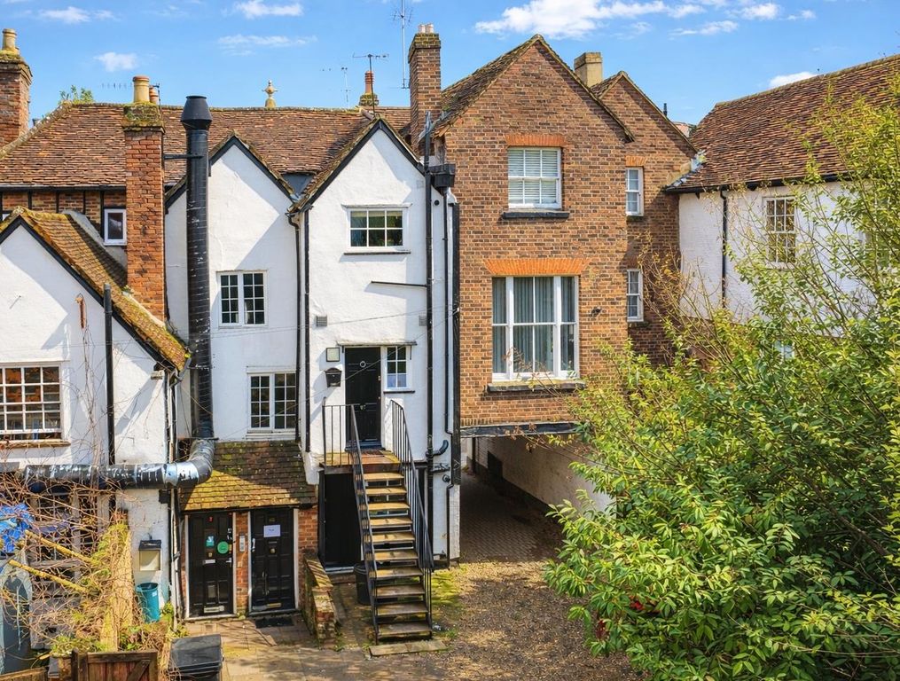 Property photo 1 of 13 Chatgpt .Png