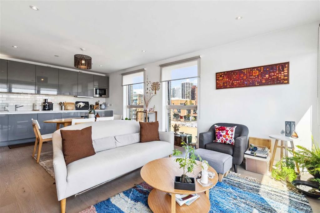 Property photo 3 of 7