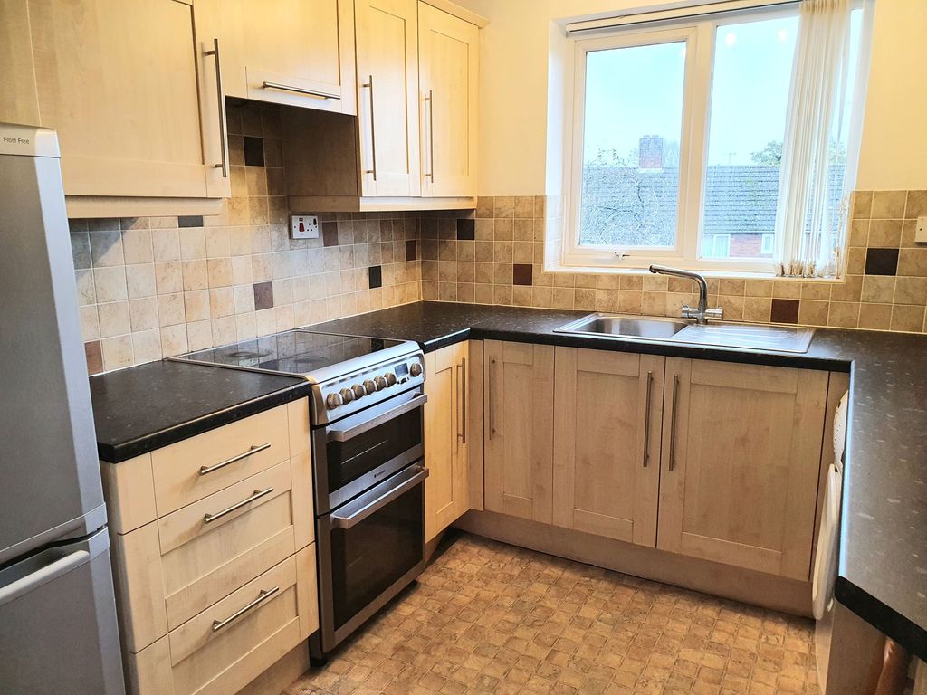 Property photo 2 of 13