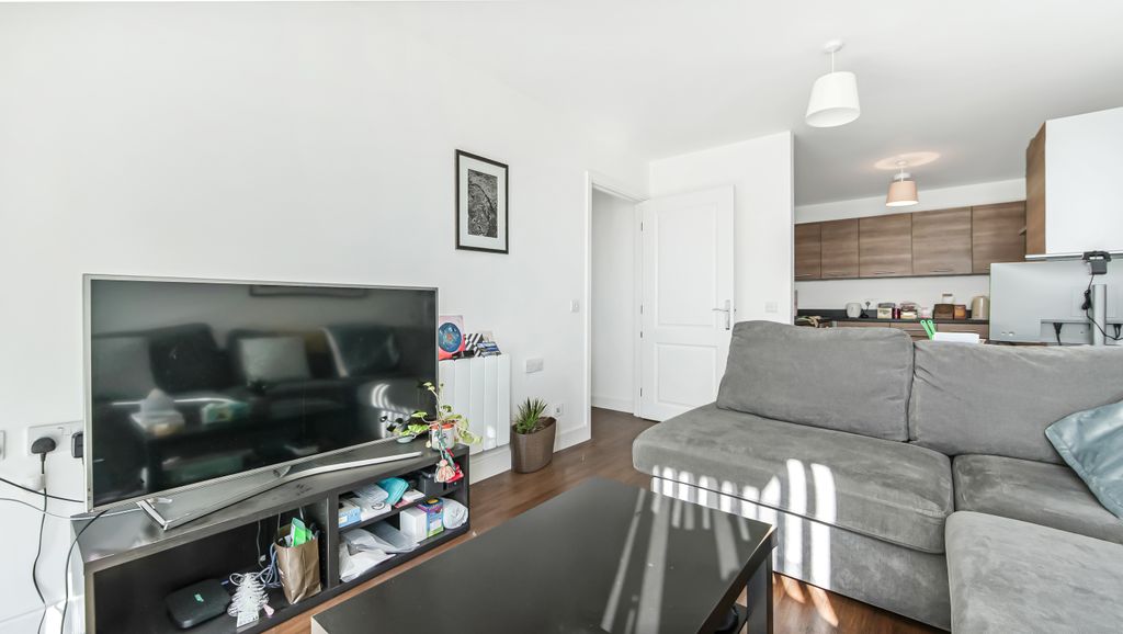 Property photo 3 of 9