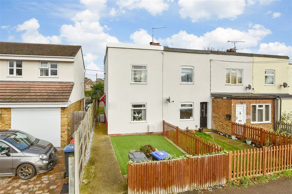 Property photo 2 of 9 Ground Floor