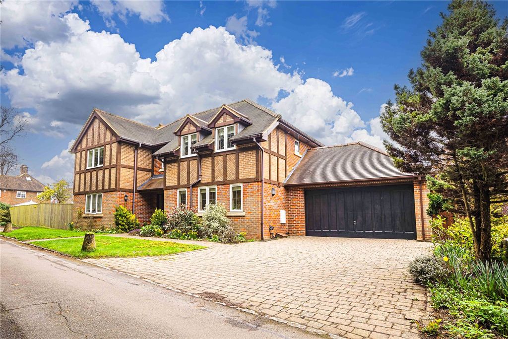 Property photo 1 of 31 Picture No. 27