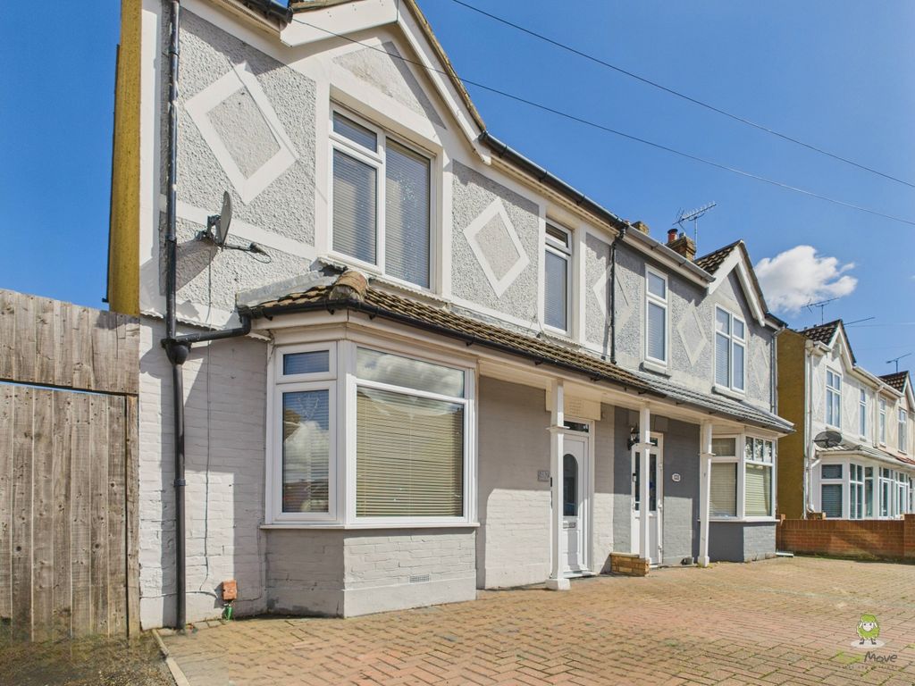 Property photo 1 of 38 Cam01543G0-Pr0155-Still014