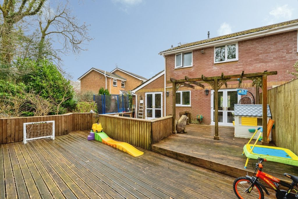 Property photo 2 of 20 Pbox-Img.Jpg