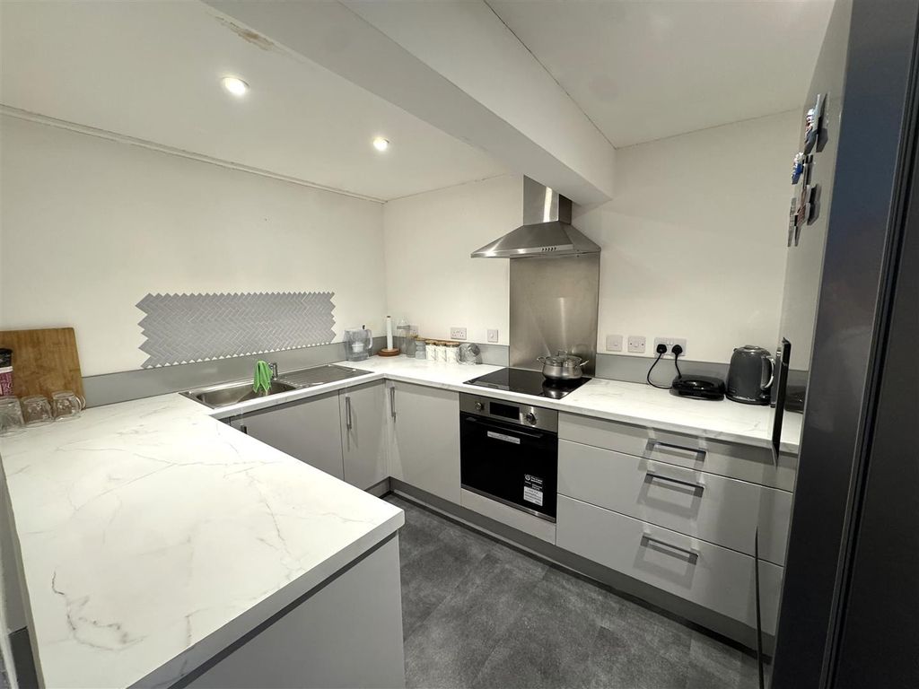 Property photo 3 of 15 Kitchen With Light Worktops