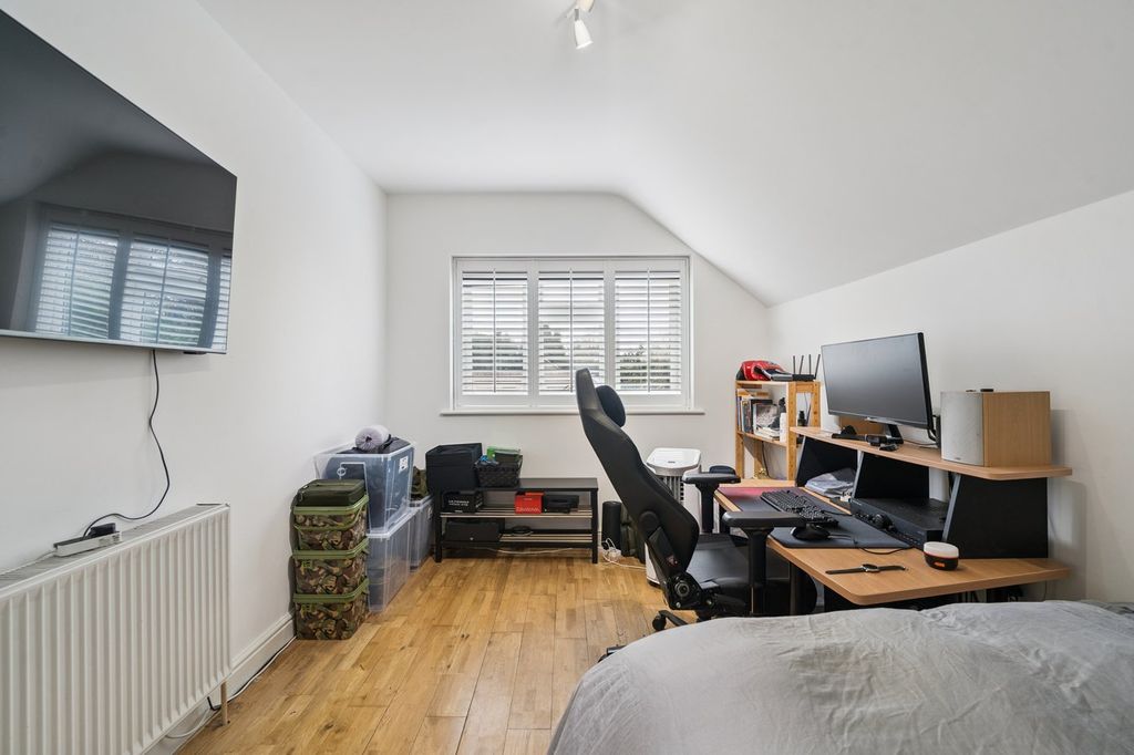 Additional image 25 of 4 bed detached house for saleWellesley Avenue, Iver SL0