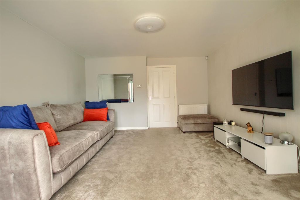Property photo 2 of 15 Kb7.Jpg