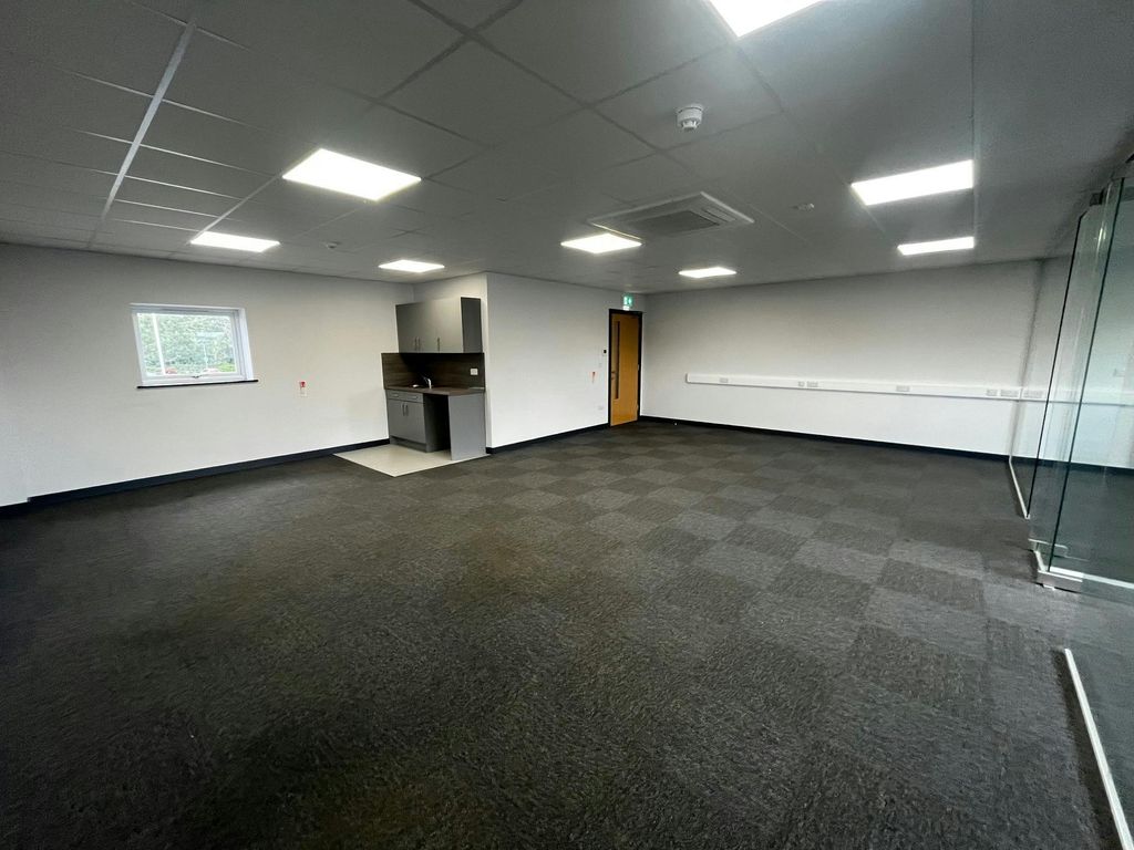 Property photo 2 of 11 5.Jpg