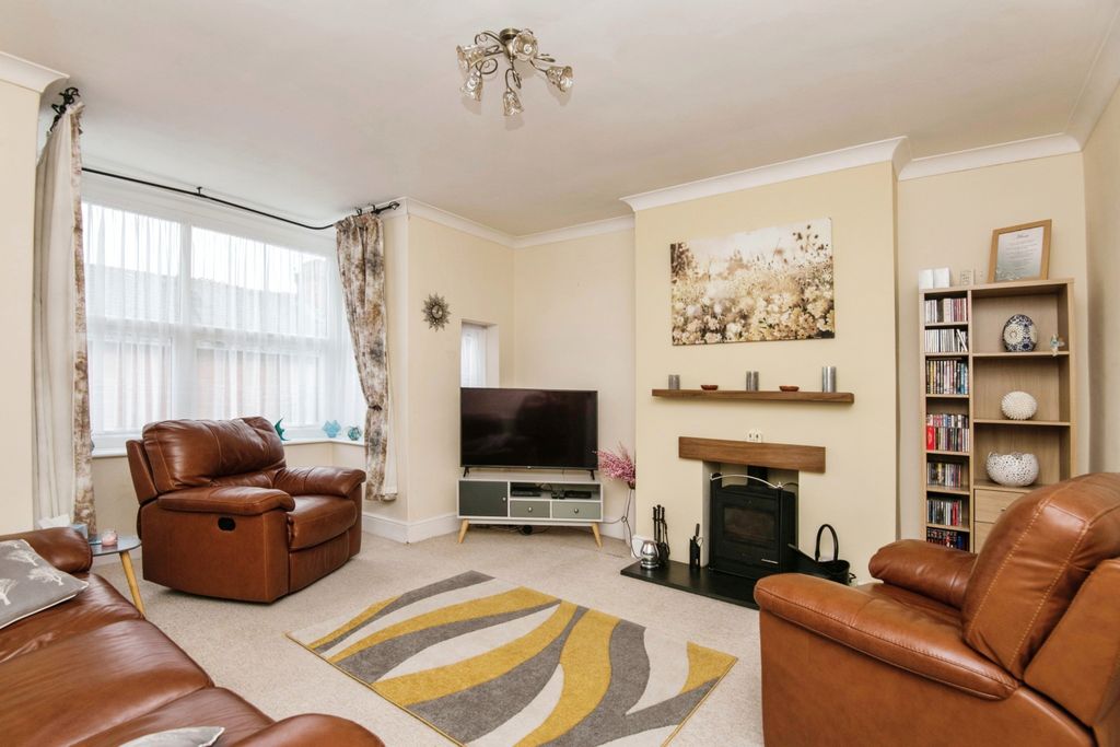 Property photo 2 of 15 Photography