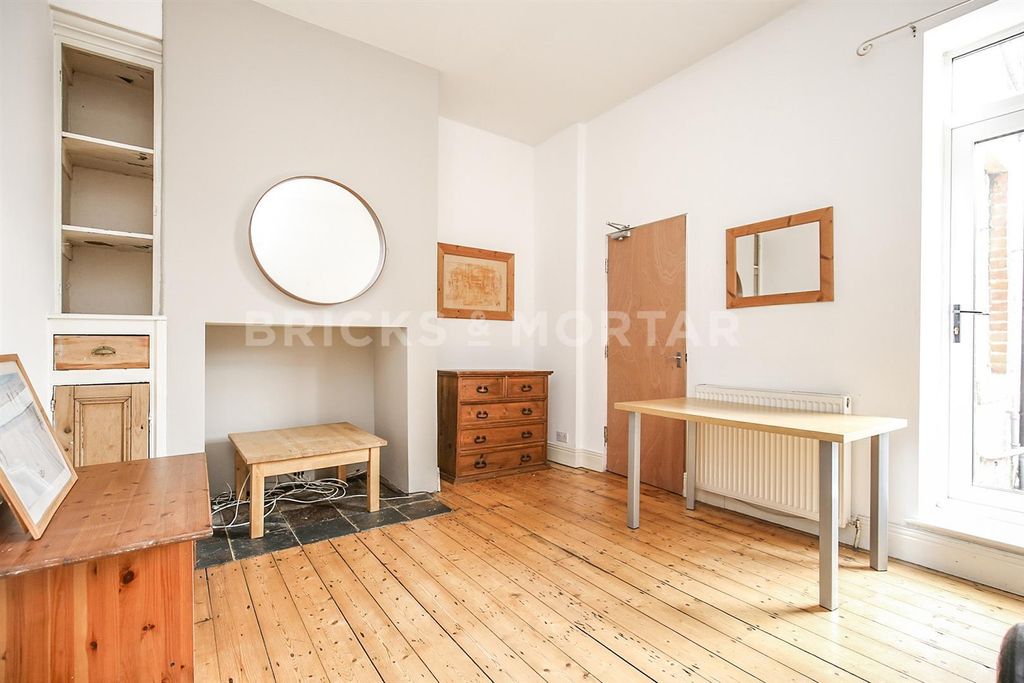 Property photo 3 of 9 P_89Cs3Cwkicvd0B2Pyn_W.Jpg