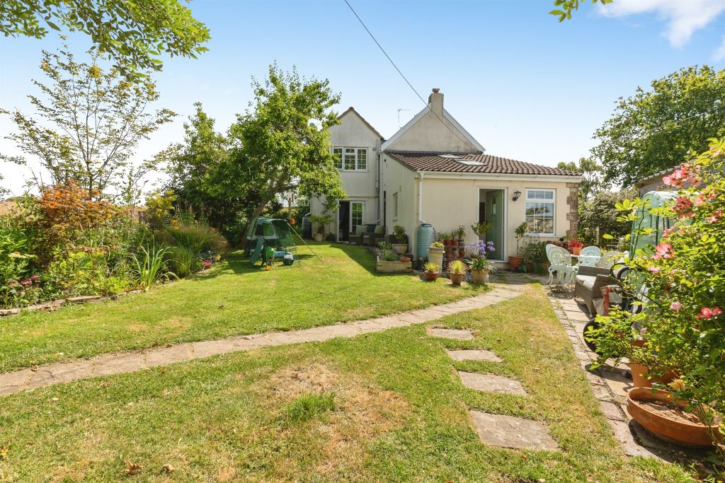 Property photo 1 of 27