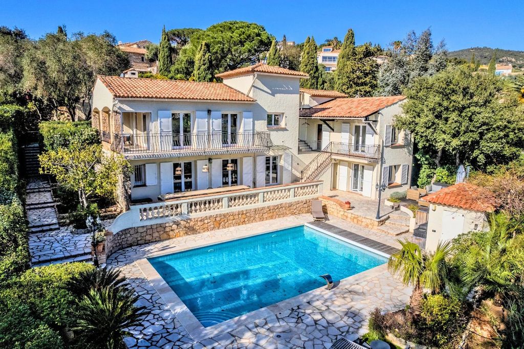 Property photo 1 of 29 Spacious, Fully Renovated Villa With Sea Views, Swimming Pool And Exceptional Privacy