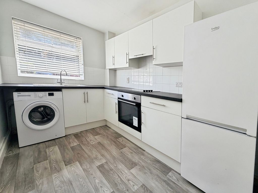 Property photo 2 of 7 Pbox-Img.Jpg
