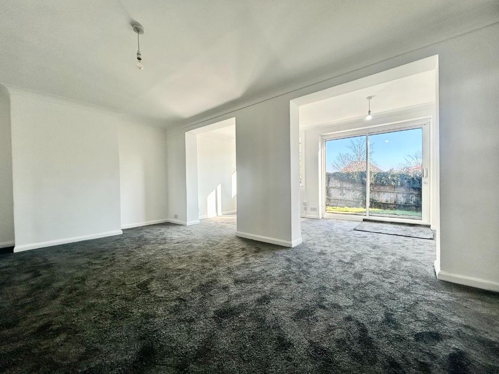 Property photo 2 of 10 Living Room 2.Jpg