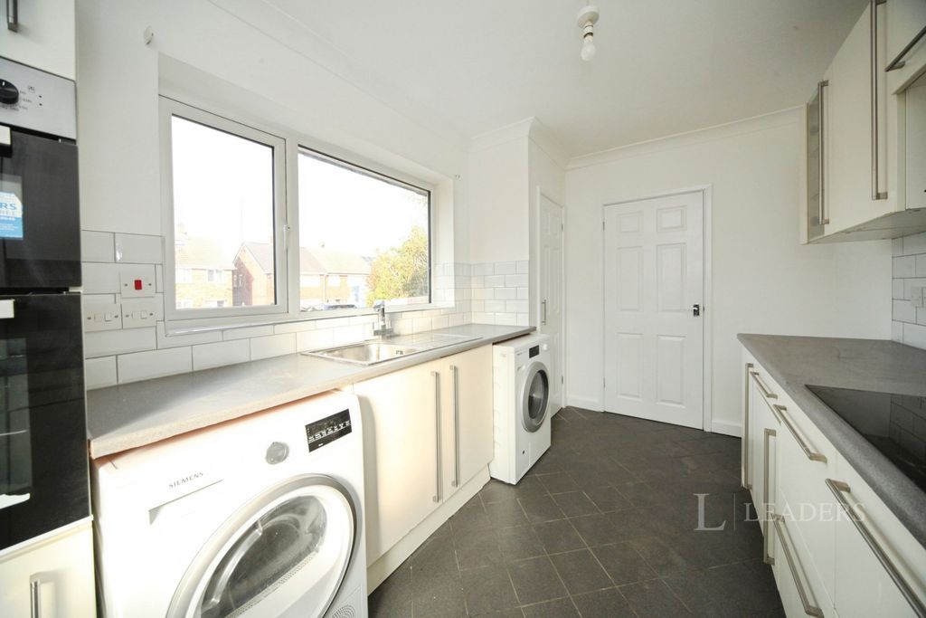 Property photo 2 of 18 Pbox-Img.Jpg