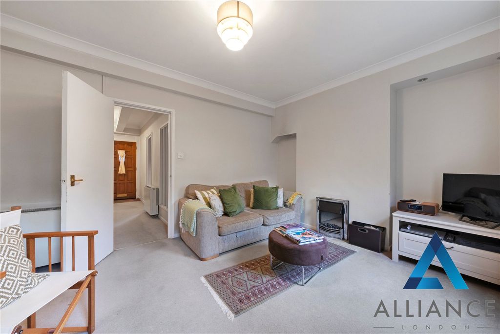 Property photo 1 of 17 Picture No. 08