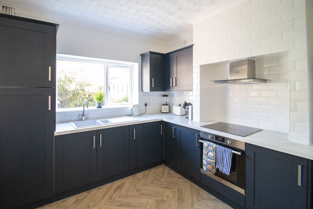 Property photo 3 of 17 5392354