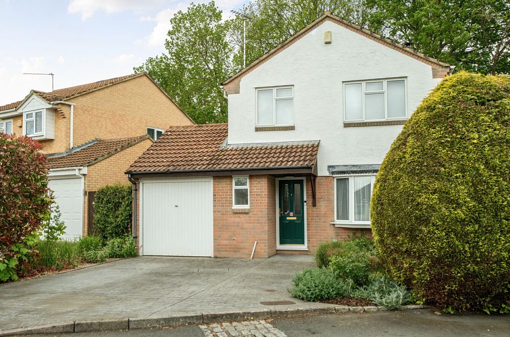 Property photo 1 of 17 1449471-19-69F093...