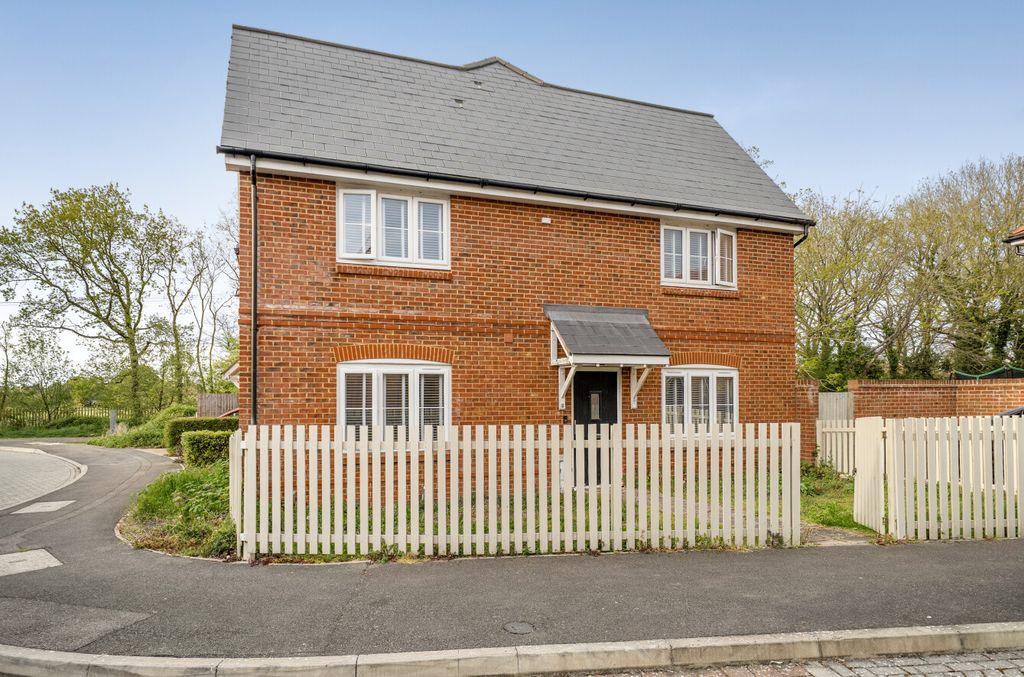 Property photo 1 of 9