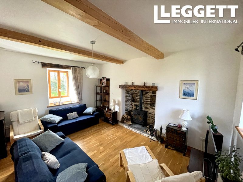 Property photo 3 of 10