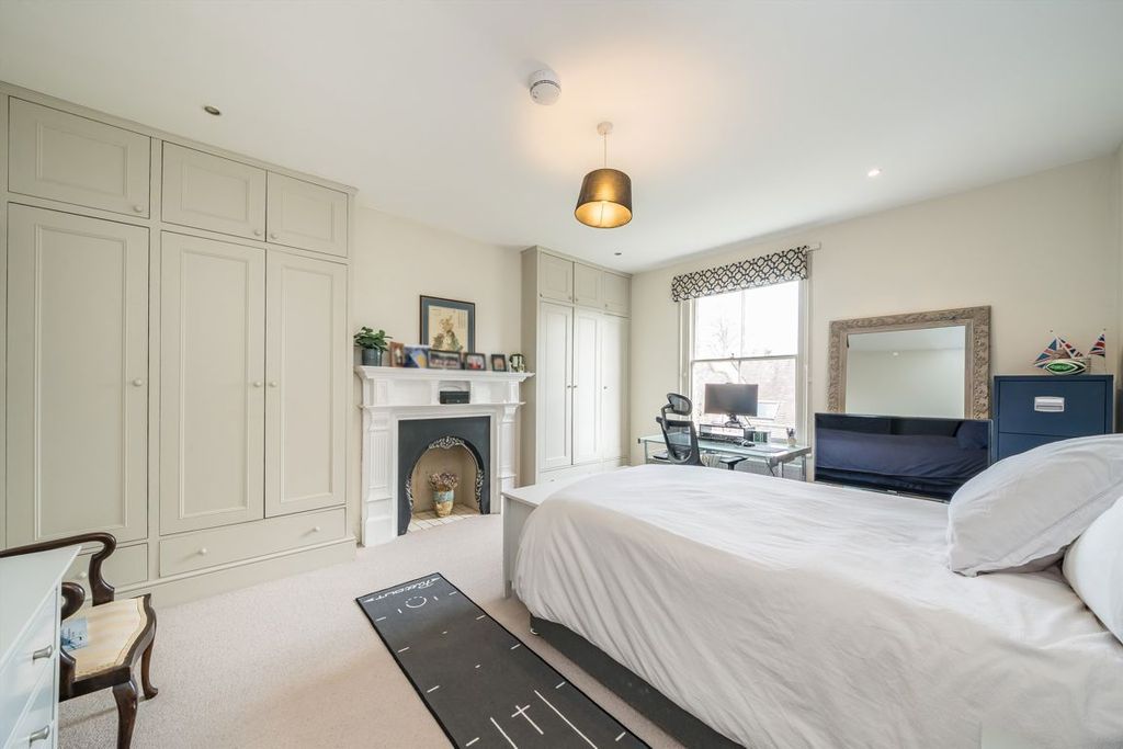 Additional image 7 of 7 bed detached house for saleSt. James's Road, Hampton Hill TW12