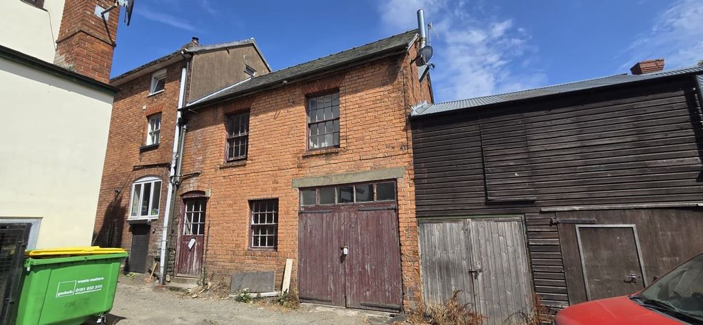 Property photo 1 of 11