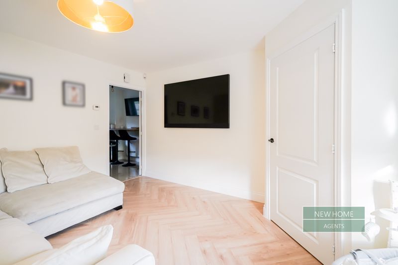 Property photo 3 of 26 Photo 12