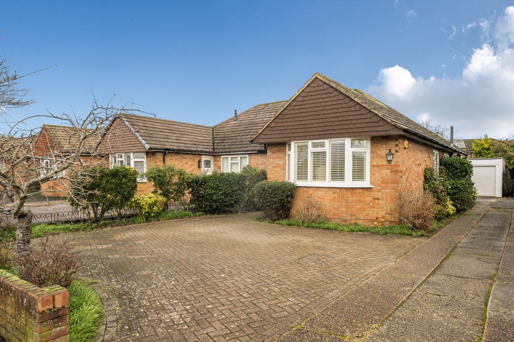 Property photo 1 of 16