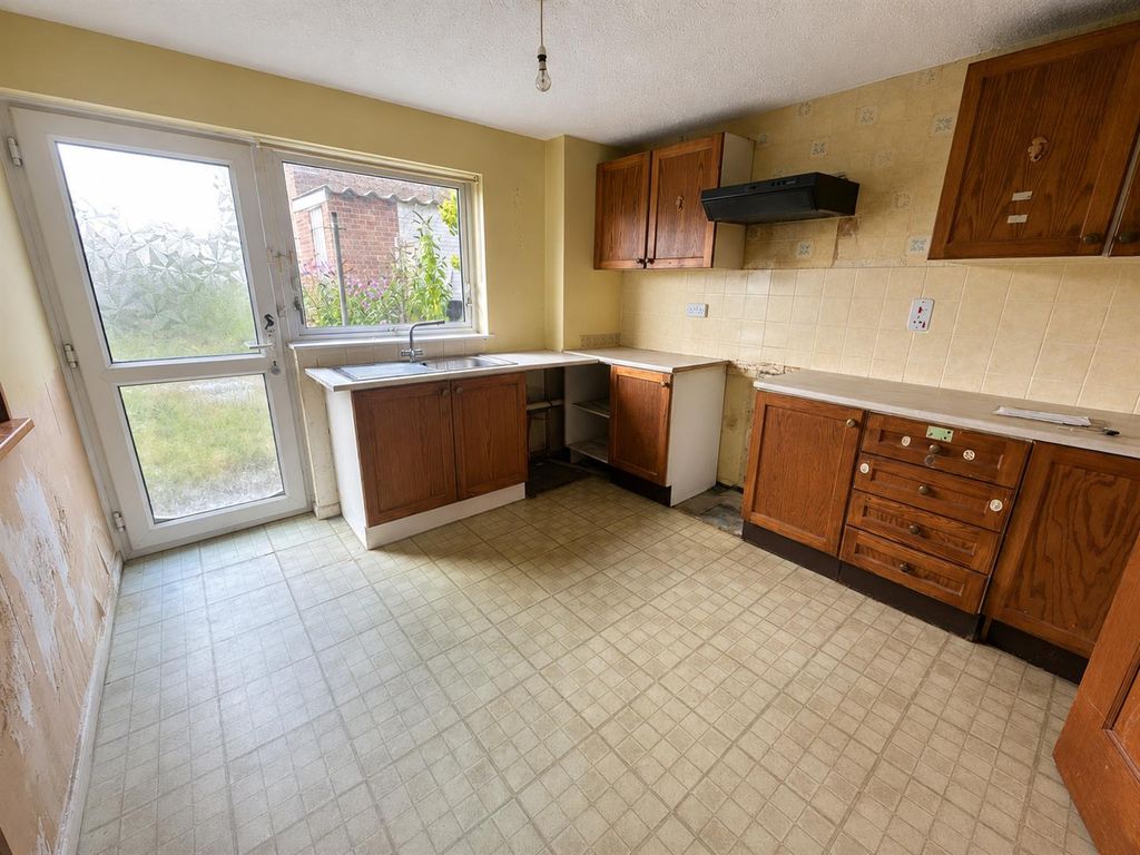 Property photo 2 of 12 2